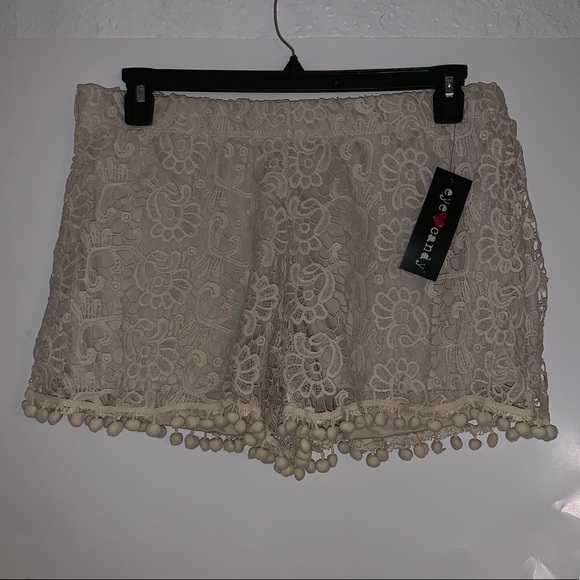eye candy Pants - 🌸EYE-CANDY cream crochet shorts 2X